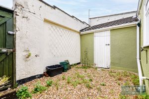 Photo 14- click for photo gallery